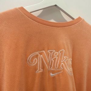 Nike Womens Retro Femme Terry Cropped Crew Sweatshirt (Orange)